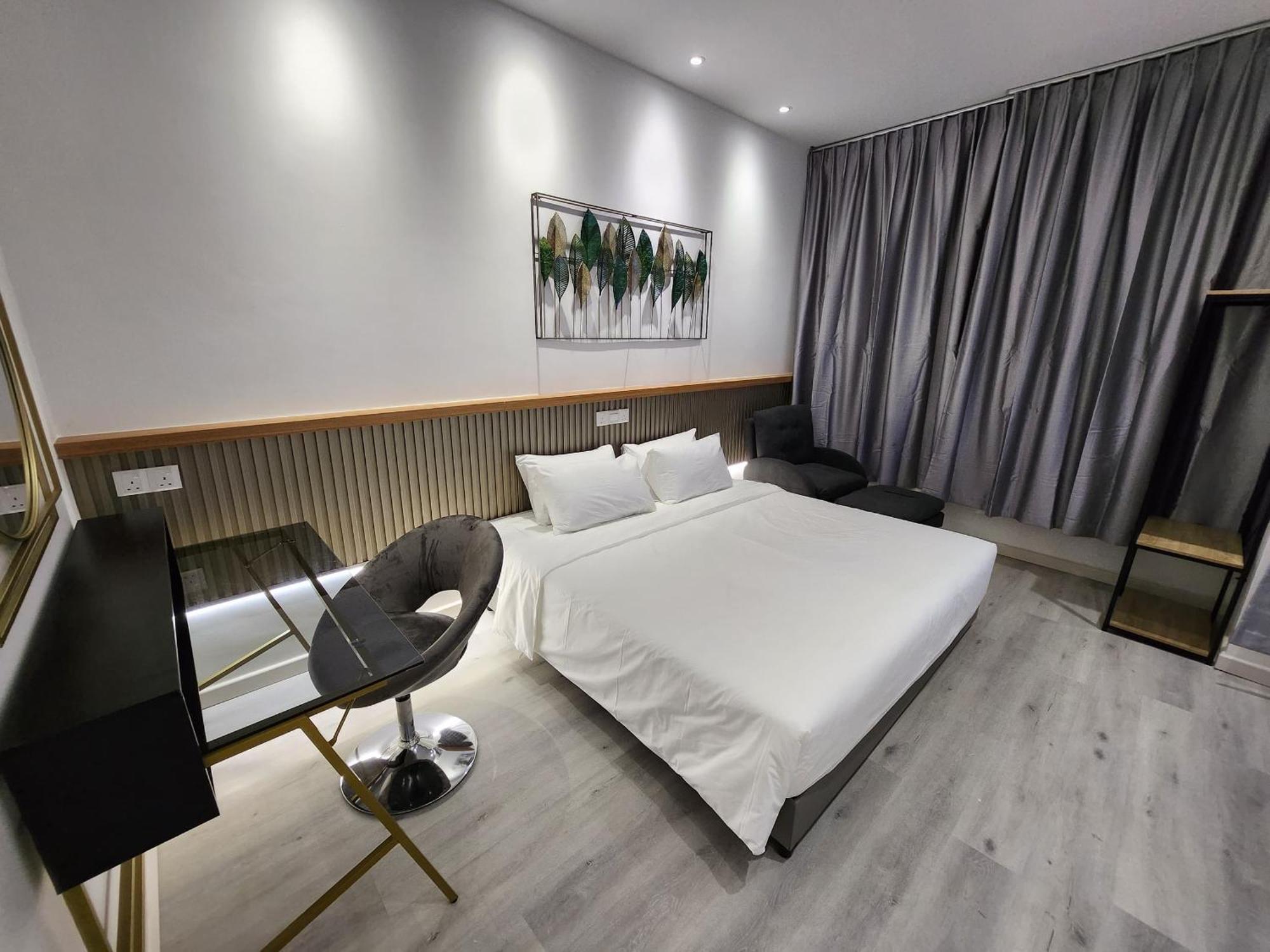 One Point Hotel Kuching Buitenkant foto