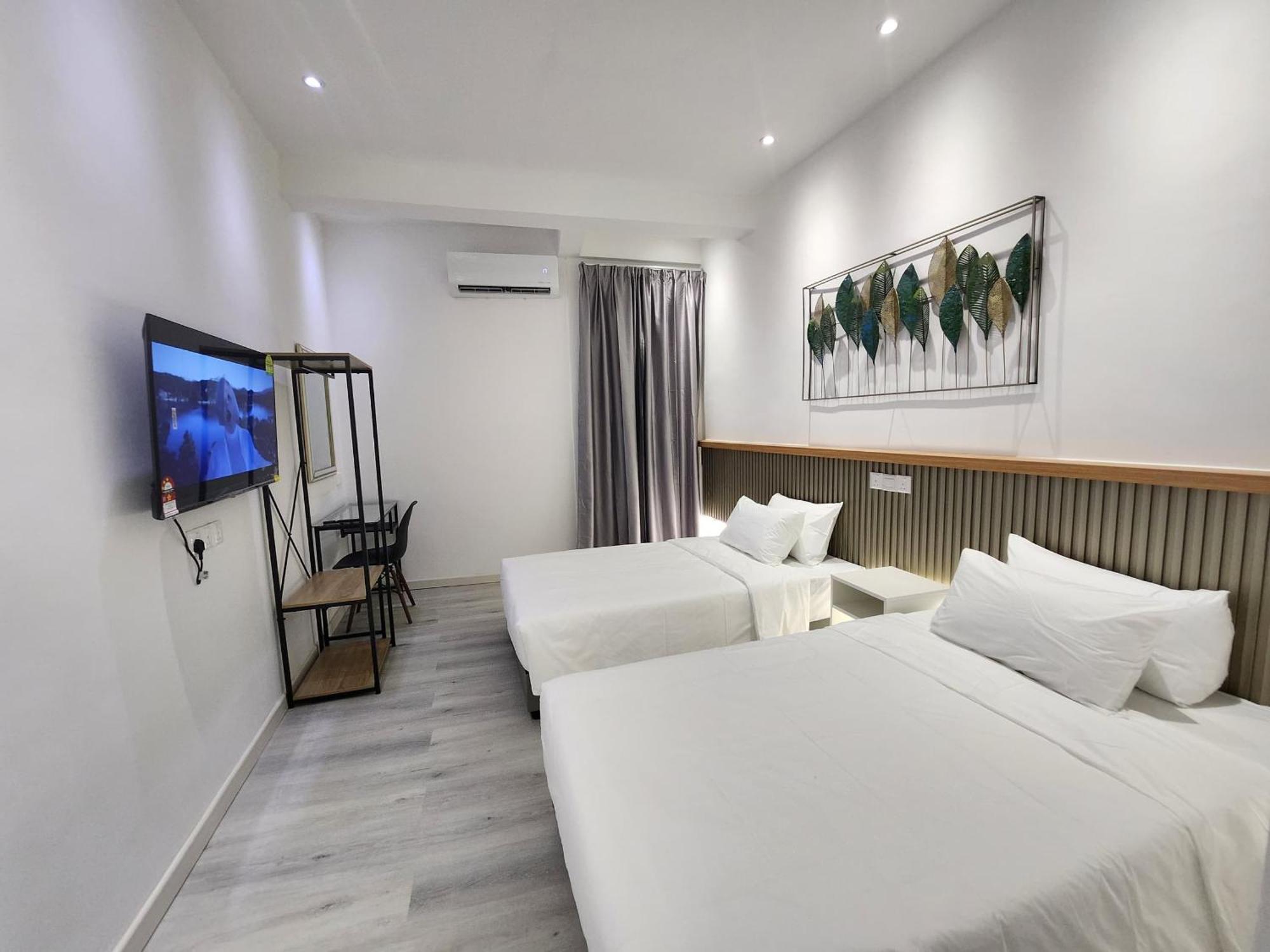 One Point Hotel Kuching Buitenkant foto