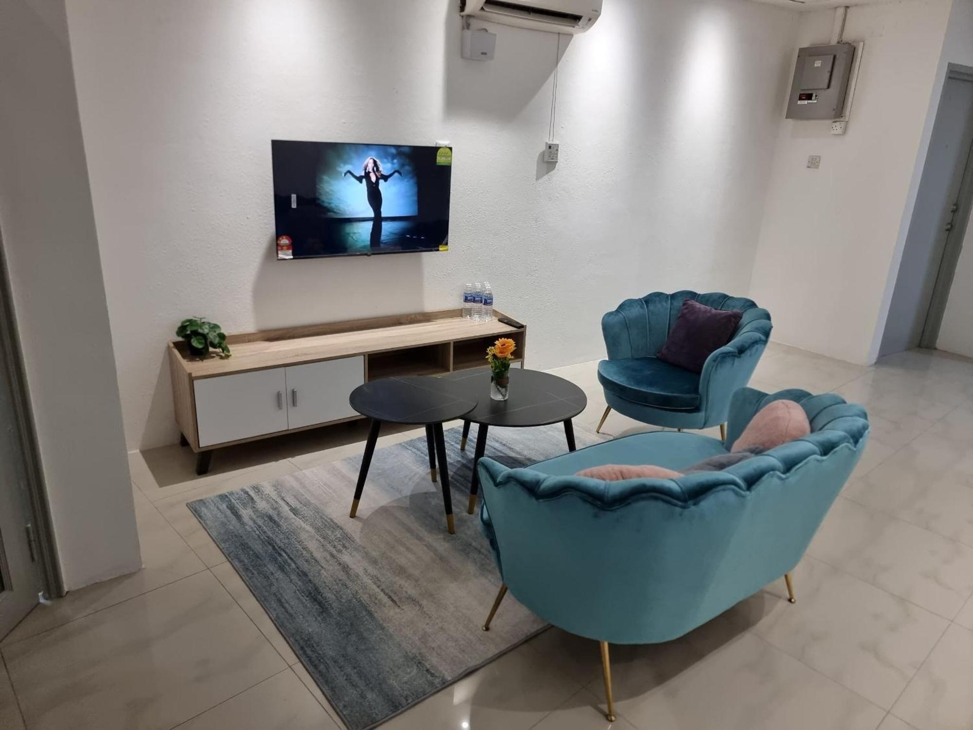 One Point Hotel Kuching Buitenkant foto