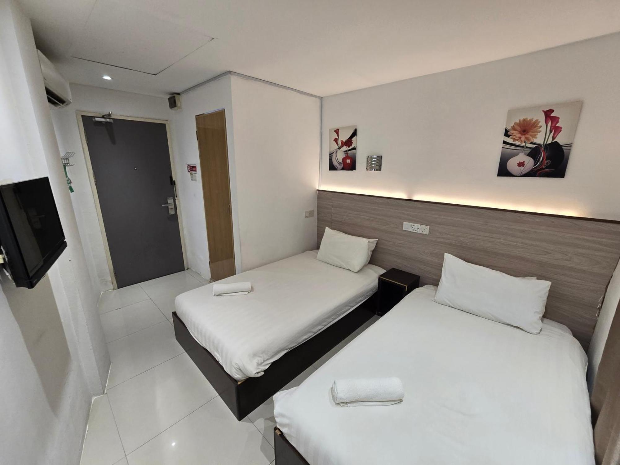 One Point Hotel Kuching Buitenkant foto