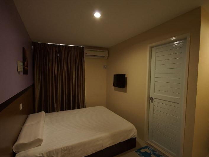 One Point Hotel Kuching Buitenkant foto